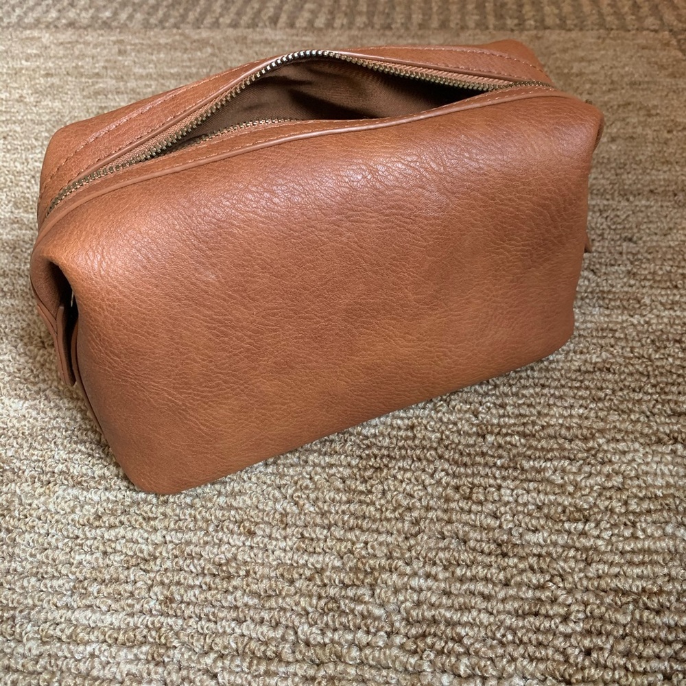 Dopp Kit